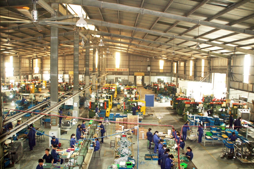 Sản xuất các phụ kiện điện khác.
